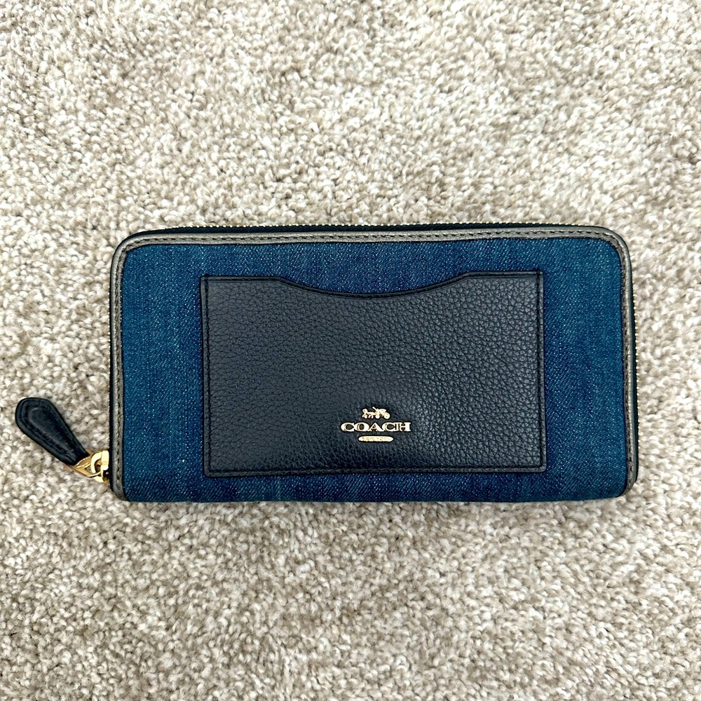 COACH DENIM ACCORDION ZIP WALLET